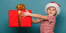 10 Tips Ide Unik Kado Hari Natal yang Berkesan